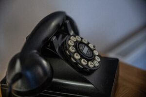電話番号検索で個人宅を調べる方法｜ハローページ電子版やアプリ